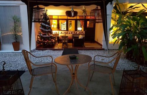 Nana Villa | Villa Thaï Sukhumvit Asok Nana