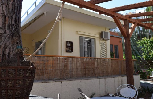 Rafina-Pikermi Villa | Villa Thalassa es un destino ideal para familias y amigos.