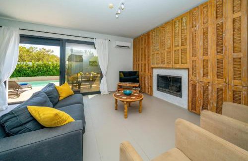Ialyssos Villa | Villa Thalassa Ixia by Villa Plus