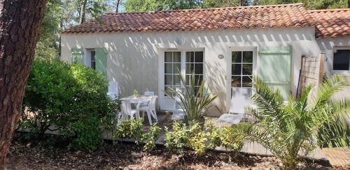 Les Conches Casa | VILLA THALIA