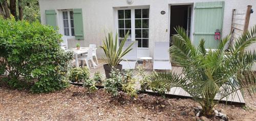 Les Conches Casa | VILLA THALIA