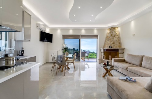 Tsoukaladhes Villa | Villa "Thanasis" con vistas al mar, piscina privada y Wi-Fi