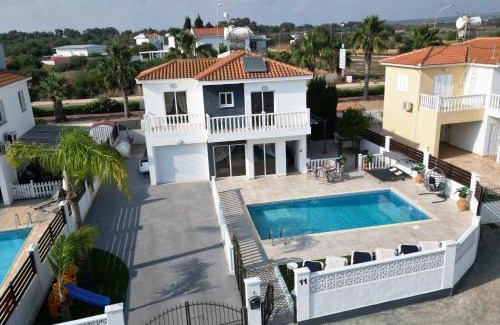 Ayia Thekla Villa | Villa Thetida