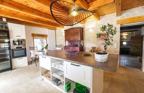 Frausseilles Villa | Villa Thun - Piscina - Casa de carácter