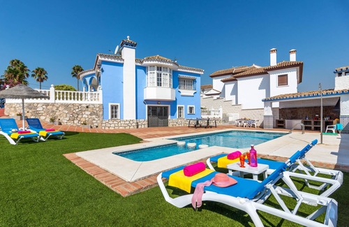 Fuengirola Villa | Villa Tia Ana by Villa Plus