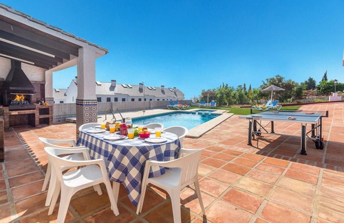 Fuengirola Villa | Villa Tia Ana by Villa Plus