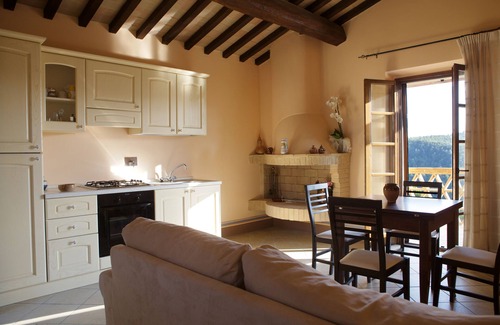 Gualdo Cattaneo Casa | OFERTA ESPECIAL PARA SEPTIEMBRE! Piscina privada. Vistas gloriosas.
