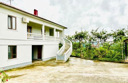 Khelvachauri Villa | Villa Tinatin