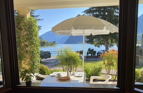 Idro Apartamento | Villa Tiziana Type T3 - DIRECTLY ON THE LAKE - up to 4 people - pool - garden - wide view