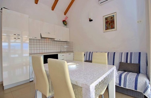 Sutivan Casa | Villa Tonka by Interhome