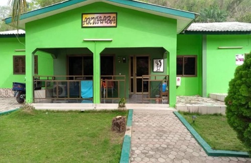 Akosombo Cama Y Desayuno | Villa- Top