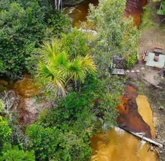 Presidente Figueiredo Cabina | Villa Topazza Amazônia