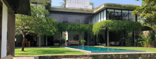 Negombo Villa | Villa Tranquil Waters