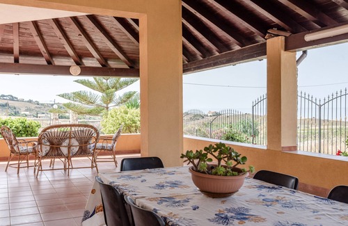 Montallegro Villa | Villa 'Tre S' con vistas al mar, jardín y Wi-Fi