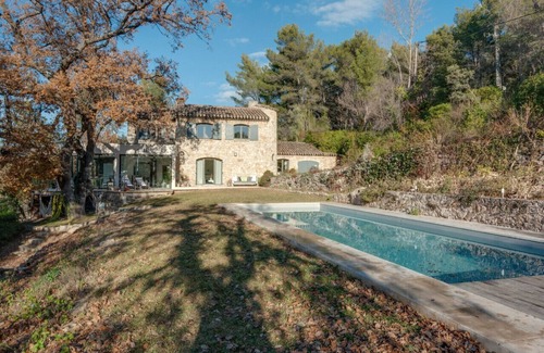 Le Tholonet Casa | Villa Trinica, near Aix en Provence