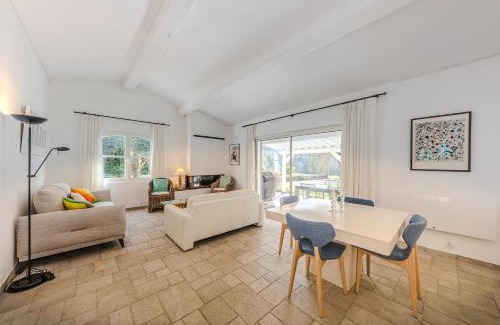 Villecroze Casa | Villa Triptyque - Avec piscine et grand jardin