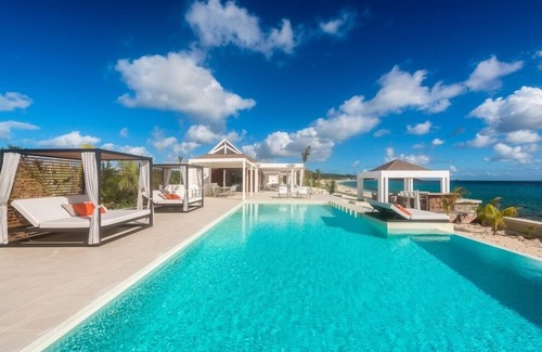 Plum Bay Villa | Villa Turtle Nest Fall Promotion | Beach Front - Located in Magnificent Baie Longue with Private Pool