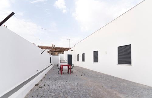 Pias Casa | Villa UA