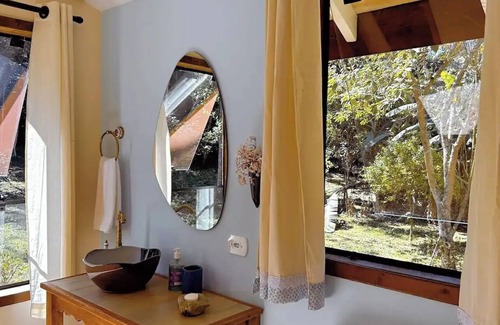 Cunha Cabaña | Villa Urutau - Hydrangea Cottage