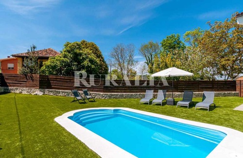 La Portilla Chalet De Esquí | Villa Valdés-Un lugar idílico,cerca de la costa