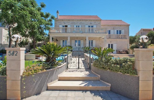Lumbarda Villa | Villa Veritas