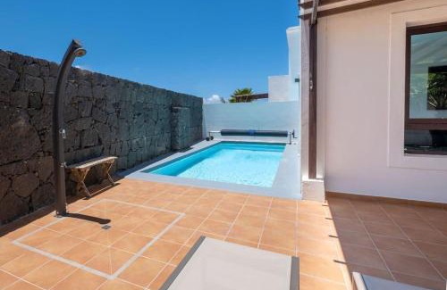 Playa Blanca Villa | Villa Vero
