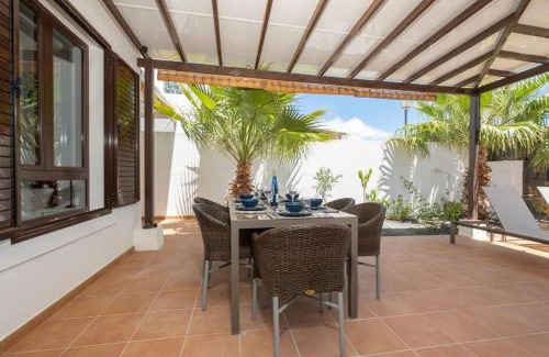 Playa Blanca Villa | Villa Vero