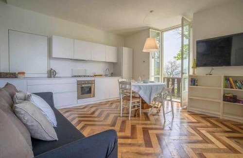 Orta San Giulio Apartamento | Villa Vescovo Appartamento con accesso al lago