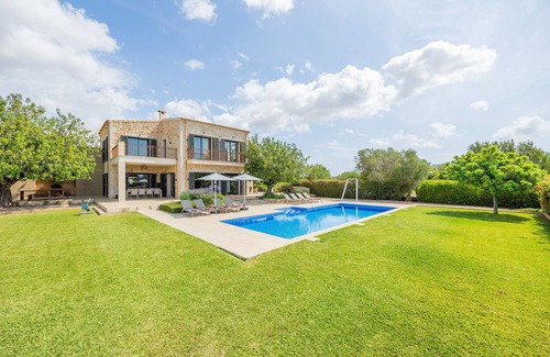 Felanitx Villa | Villa 'Viduleto' con vistas a la montaña, piscina privada y Wi-Fi