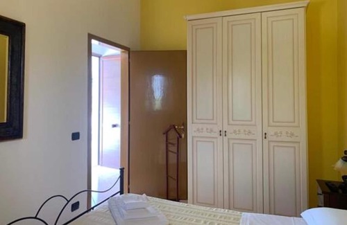 Otranto Villa | Villa 'Villino Perla' with Private Terrace, Wi-Fi and Air Conditioning