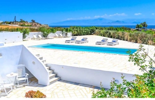 Ampelas Villa | Villa 'Virginia' con vistas al mar, Wi-Fi y aire acondicionado