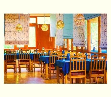 Khattalwada Complejo | Villa Vistosa