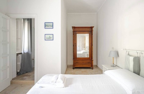 Laureto Cama Y Desayuno | Villa Vittoria B&B