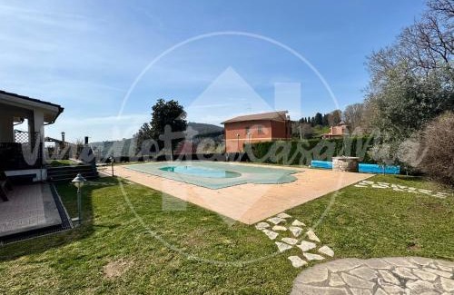Sacrofano Villa | Villa Viviana con Piscina "UnaNotteaCasaMia"