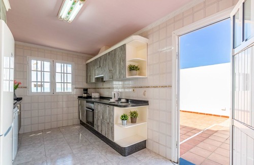 Puerto del Carmen Villa | Villa Volcan by Villa Plus