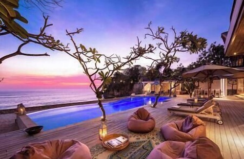 Mushroom Bay Villa | Villa Voyage by Elite Havens