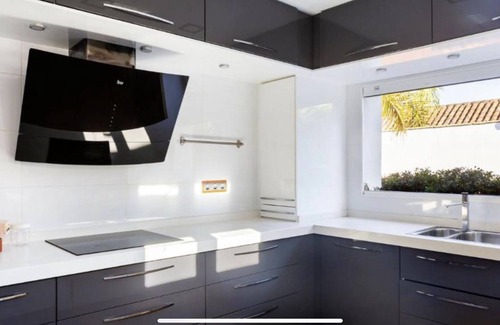 El Puerto de Santa Maria Casa | Villa con Piscina de diseño, bar en piscina, jacuzzi, cama balinesa