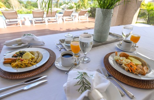 Reading Villa | Villa con piscina, jacuzzi, personal, comunidad cerrada, acceso a la playa