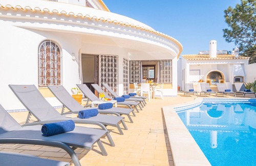 Sesmarias Villa | Villa w/ sea view, BBQ & pool, São Rafael
