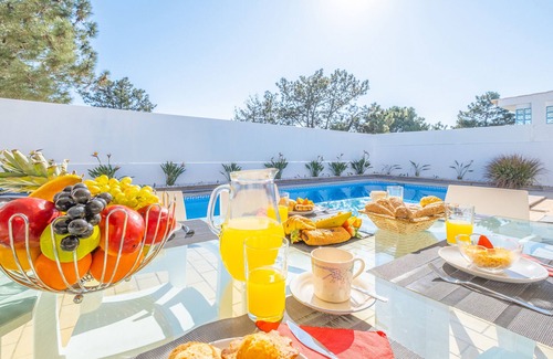 Sesmarias Villa | Villa w/ sea view, BBQ & pool, São Rafael