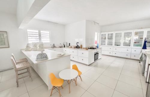 Pointe aux Canonniers Villa | Villa White Horizon by Sealodge