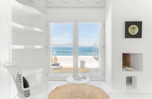 Agios Ioannis Casa | Villa White Spectacular View of the Aegean Sea and the Mystic Island of Delos