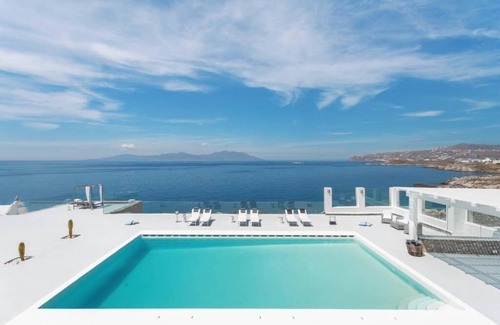 Agios Ioannis Casa | Villa White Spectacular View of the Aegean Sea and the Mystic Island of Delos