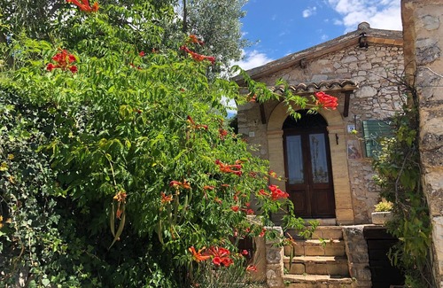 Campello sul Clitunno Casa | Casa / villa / chalet - Campello sul Clitunno
