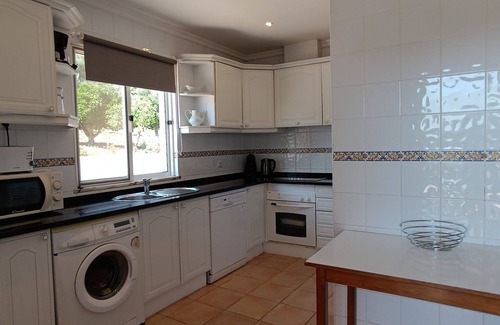 Silves Villa | Villa con 3 dormitorios,3 baños,ac,wifi. Parking.