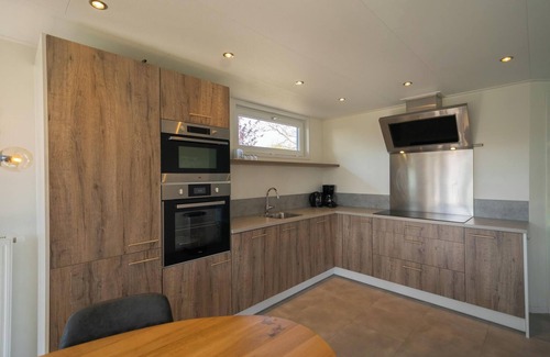 Biddinghuizen Casa | Villa with 4 bedrooms, 3 bathrooms and terrace