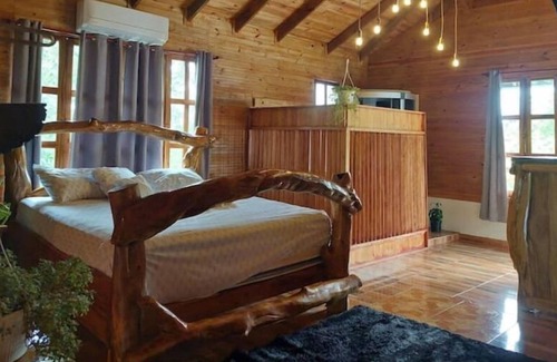 Reparto Yuna Casa | Villa With Beautiful View to the Mountains, Pool, River, Wifi @drvacationsrental