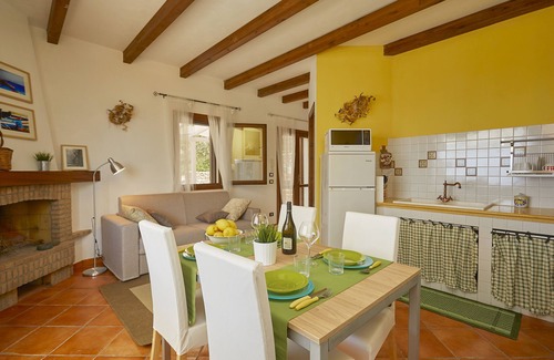 Alcamo Villa | Casa con jardín y terrazas en el monte de Bonifacio, vista panorámica del Golfo