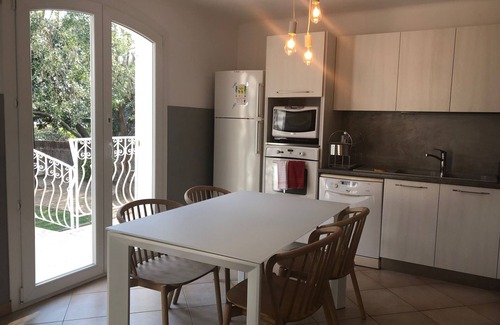 La Ciotat Apartamento | Planta baja villa, 5 mn de la playa, jardin, piscina, muy tranquilo, renovado.