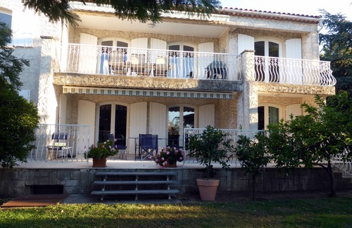 La Ciotat Apartamento | Planta baja villa, 5 mn de la playa, jardin, piscina, muy tranquilo, renovado.
